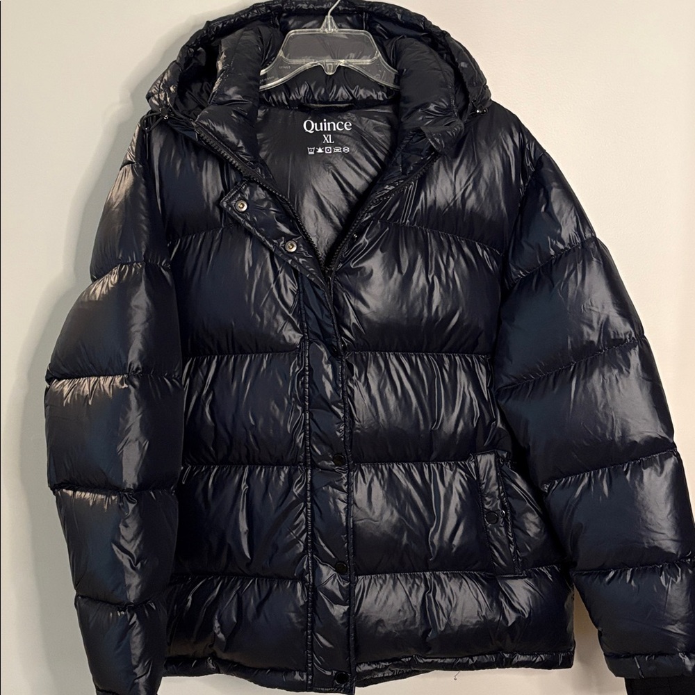 Quince XL Shiny Black Puffer Jacket - Picture 3 of 8